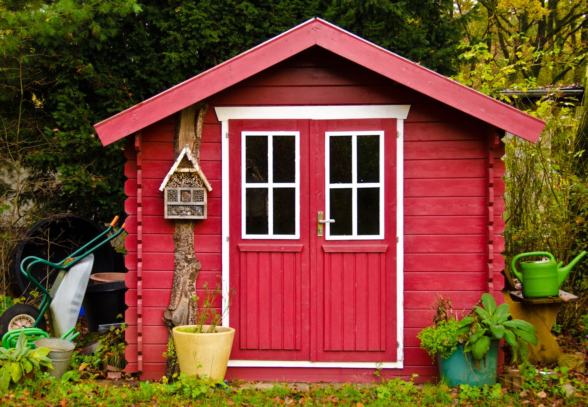 Comment construire une cabane en bois: Le guide