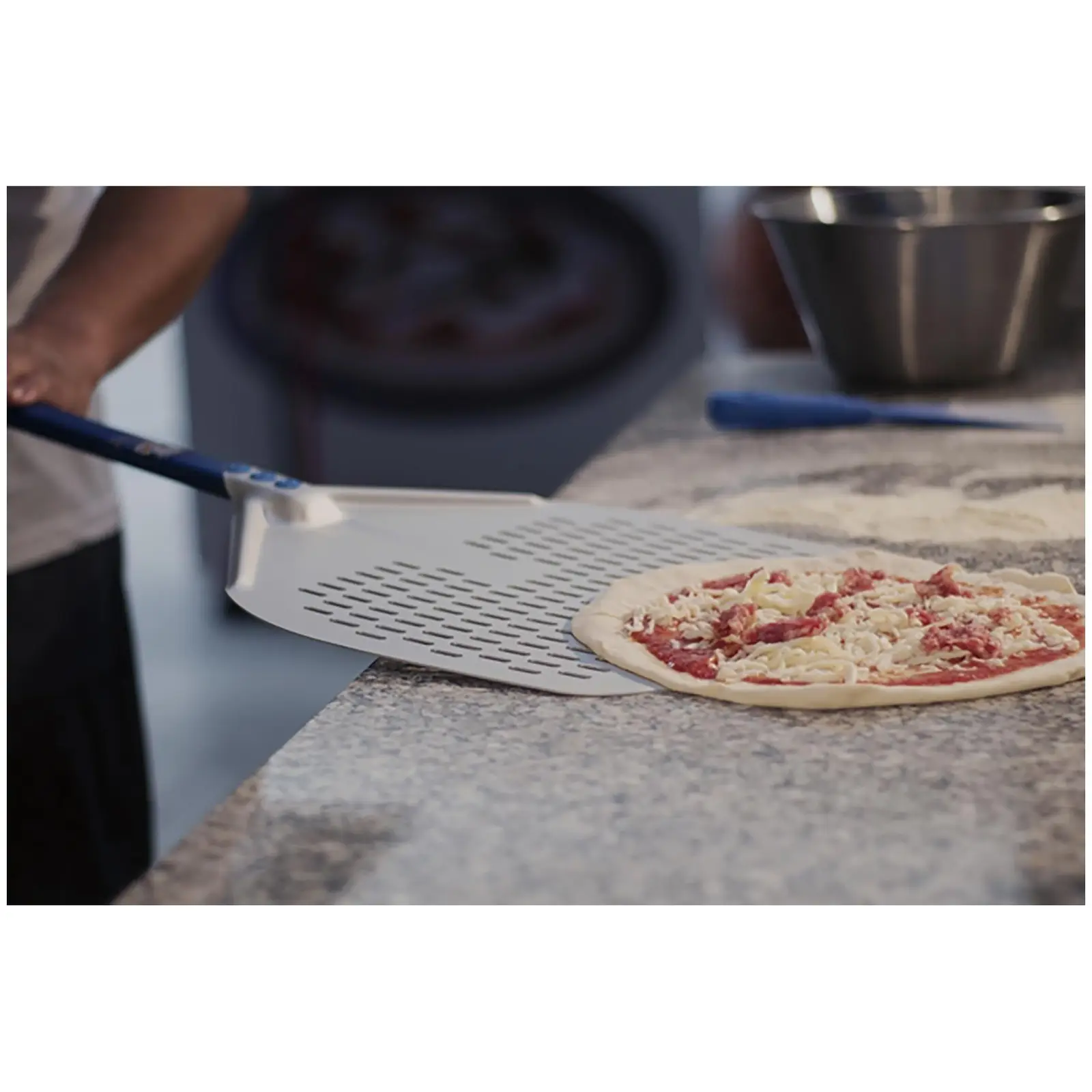 Pelle à pizza - 36 x 36 cm - Tête perforée - Manche : 120 cm - Aluminium (anodisé)