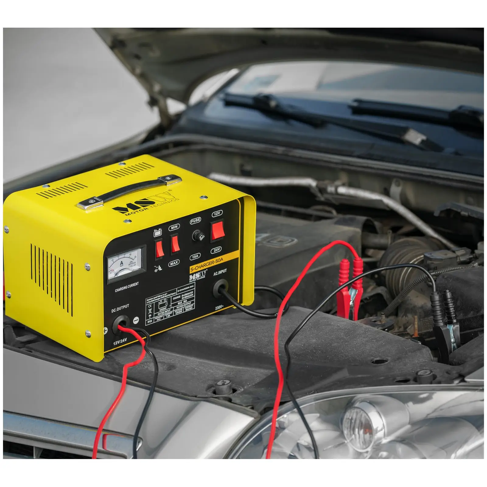 Occasion Chargeur de batterie voiture - Aide au démarrage - 12/24 V - 20/30 A
