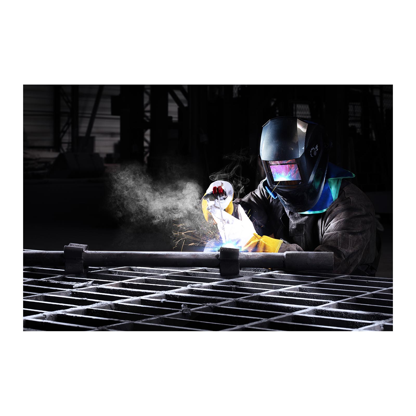 Set d'équipement de soudage Poste à souder aluminium - 200A - 230V- Temps 2/4 + Masque de soudure – Carbonic – PROFESSIONAL SERIES